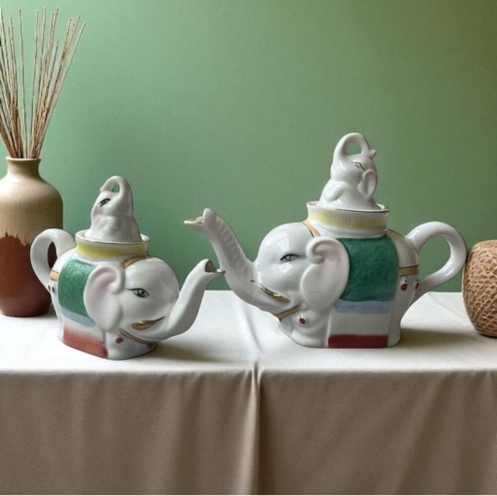 Elephant Design Ceramic Teapot And Creamer Set - Green and White